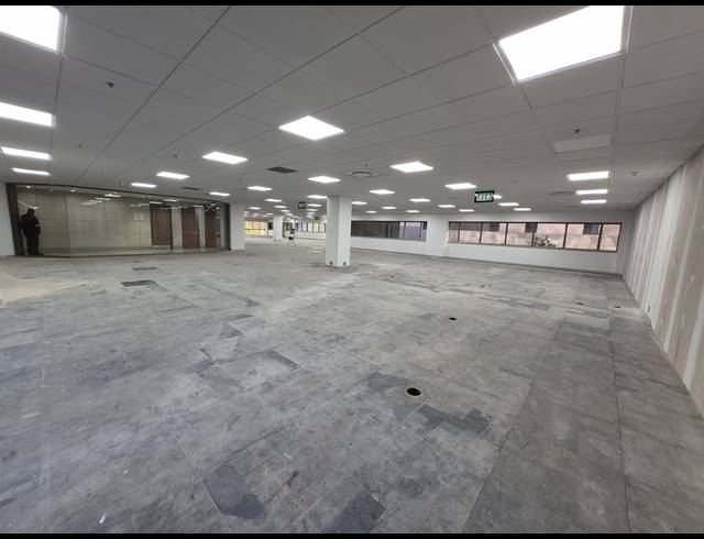 787M² OFFICE TO LET IN SANDTON CENTRAL